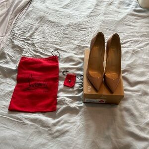 Louboutin pigalle follies 100 patent in nude 39.5